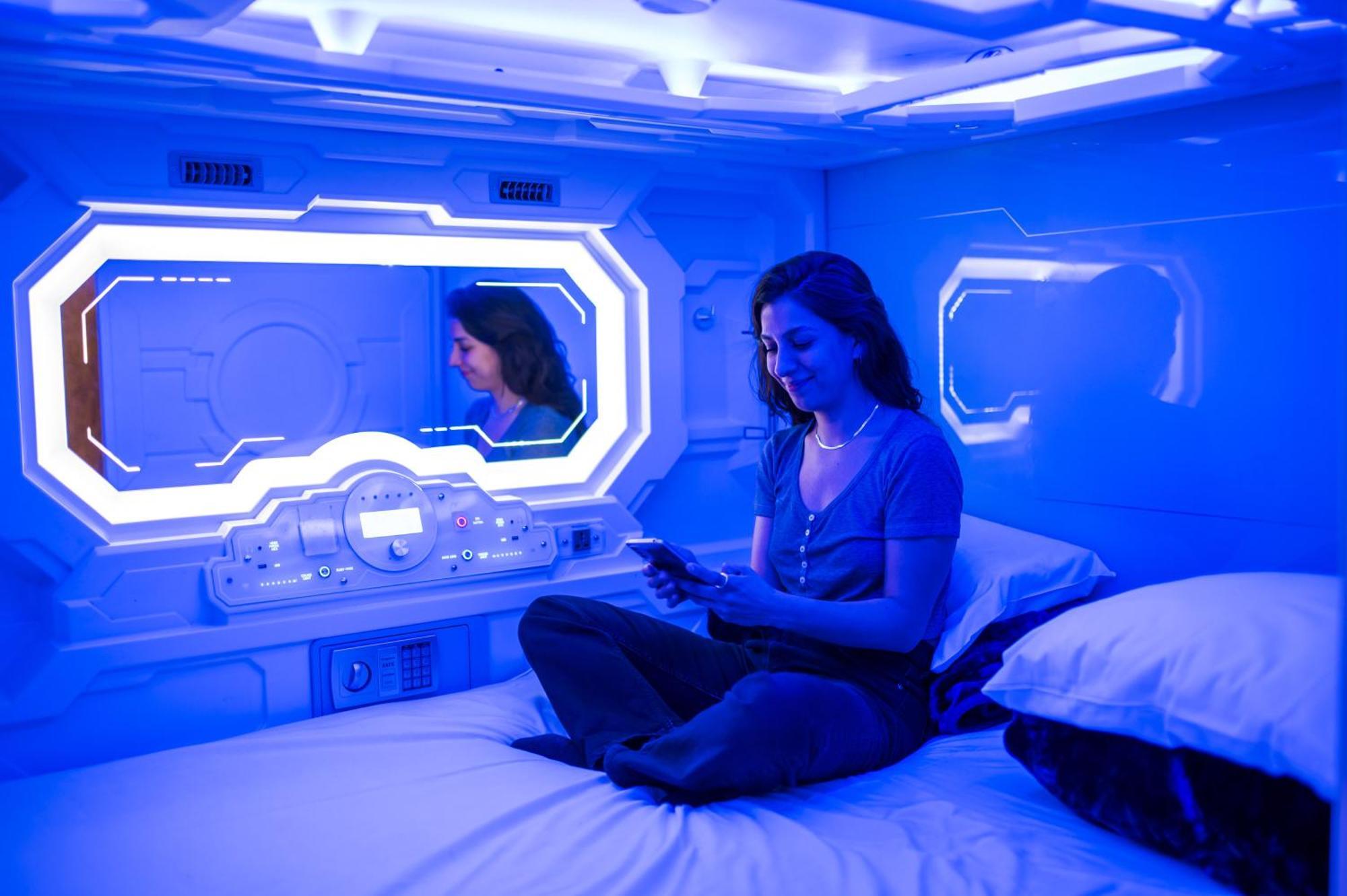 Space Q Capsule Hotel Sydney Exterior foto